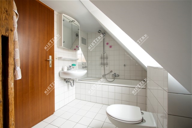 ARI-DG-LB-9 - Gemütliche 3 Zi.- Dachgeschosswohnung (Denkmal) in Ludwigsburg Mitte Nähe Karstadt