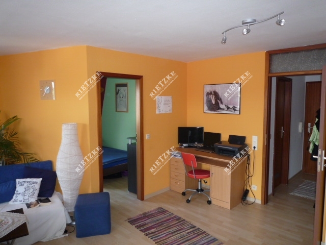 ARI-9190-Innenansicht - Angenehme 2 Zi.- ETW mit TG.- Stellpl. und großartigem, umlaufenden Balkon und T