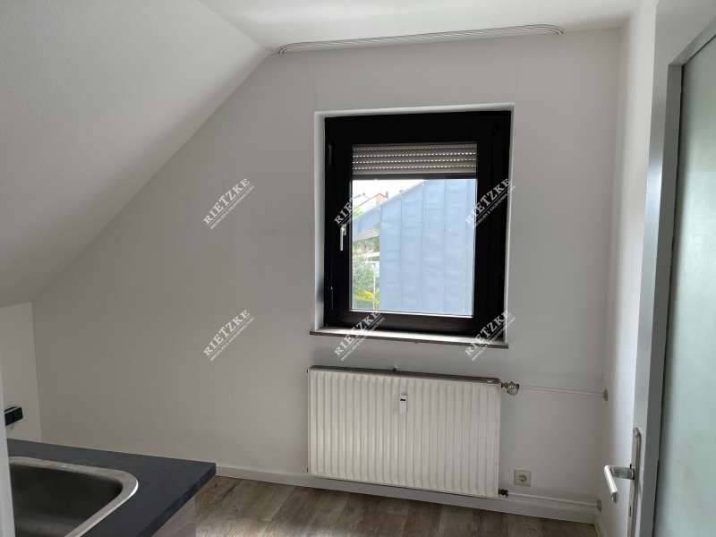 ARI-9397-10925-Küche - Einfache Wohnung im Dachgeschoß- Ideal für Studenten, Lehrlinge oder WG’s