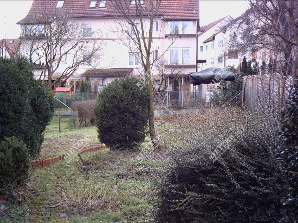 ARI-9116-Garten-2 - Häuschen zum Renovieren – für Schnellentschlossene