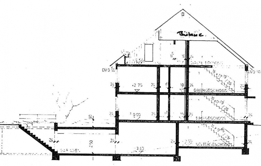 ARI-9367-Schnitt - 3 Zi.- Wohnung mit Balkon in ruhiger und beliebter Wohnlage, TG.-Stellplatz Reichertshalde