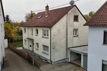 Freistehendes 2-3 MFH in angenehmer Umgebung, mit großem Garten und Garage - 10929-Ansicht-aussen (3) (4475)