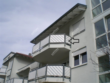 Ruhige und helle 2 Zi-Wohnung mit Balkon und Aussenstellpl. in Feldnähe zu vermieten - ARI-10930-M-Mrkg.ETW-Balkon (4034)