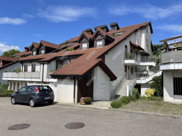 Reduziert-Kapitalanlage, gemütliche 2 Zi. ETW, Terrasse, TG- und Aussenstellplatz, z. Zt. vermietet - ARI-10945-Aussenansicht-2 (4467)