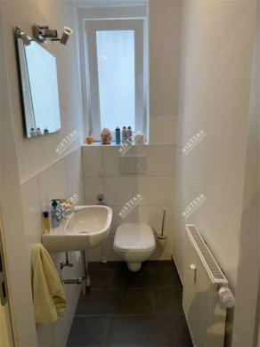 Helle, geräumige WG-Zimmer für Studenten oder Monteure - ARI-10957-OG-GästeWC (4548)