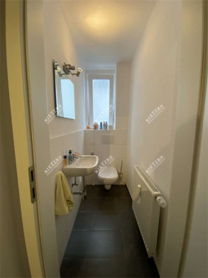 Helle, geräumige WG-Zimmer für Studenten oder Monteure - ARI-10957-OG-WC (4549)