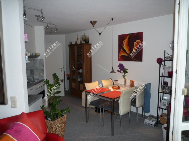 ARI-9175-Essbereich - Angenehme 2 Zi.- Whg. mit EBK – Terrasse und TG- Stellplatz