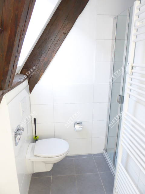 Bad 1 - DG.- Maisonettewohnung mit EBK, großer Sonnenterrasse und Carport Mitte Murr