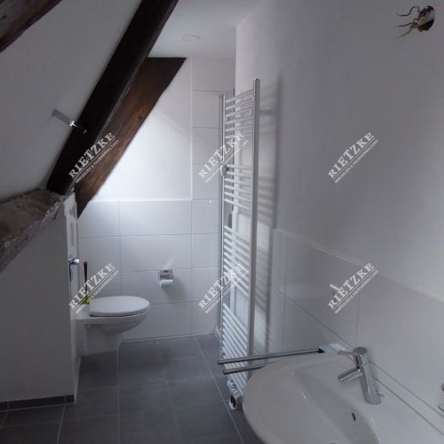 Bad 2 - DG.- Maisonettewohnung mit EBK, großer Sonnenterrasse und Carport Mitte Murr