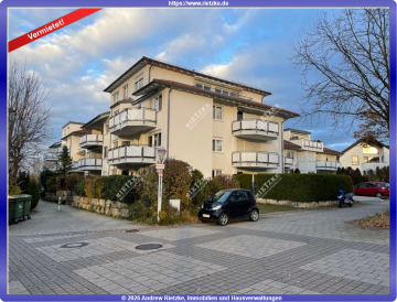 Ruhige und helle 2 Zi-Wohnung mit Balkon und Aussenstellpl. in Feldnähe zu vermieten, 71706 Markgröningen, Etagenwohnung